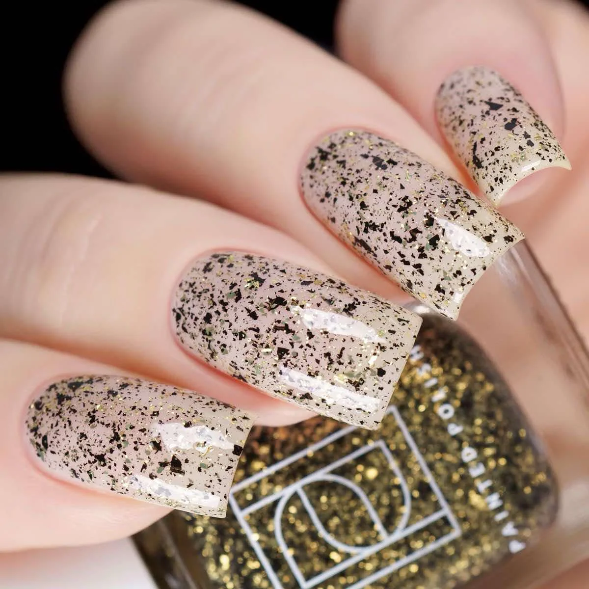 Matte About NYE topper - Image 4