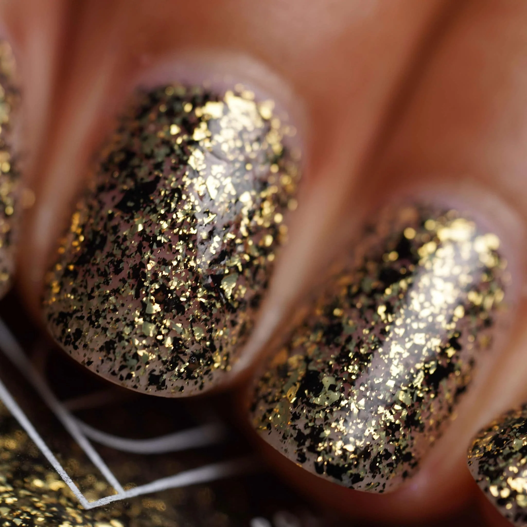 Matte About NYE topper - Image 9